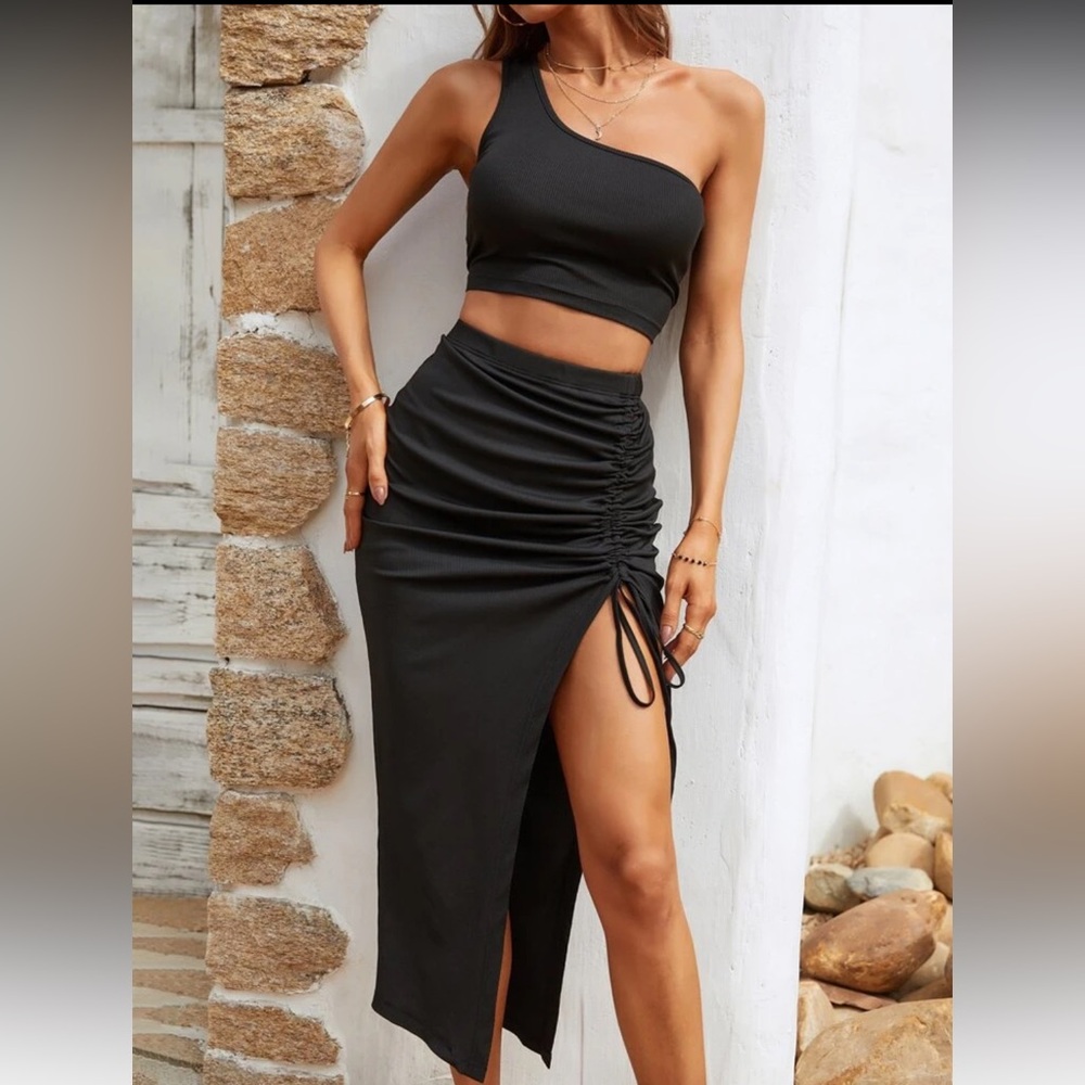 Black two piece set
